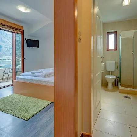 Hotel Galia Cattaro Esterno foto